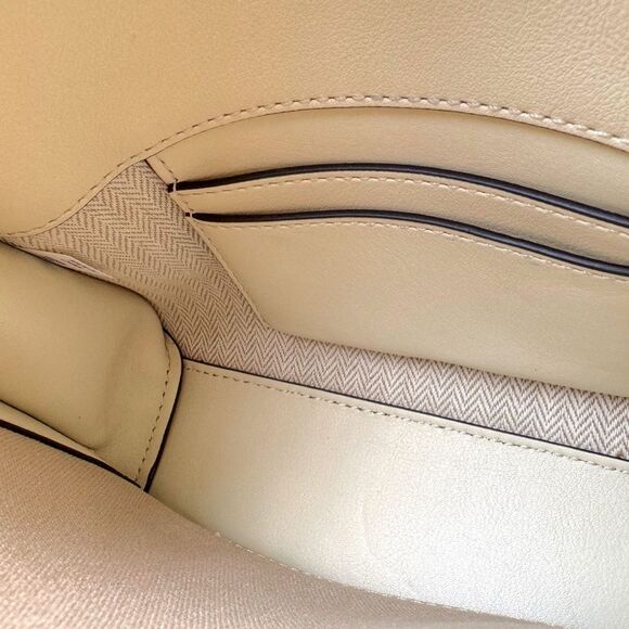 AUTHENTICATED NEW Tory Burch Petite Perforated Lee Radziwill Double Bag $798 - Picture 15 of 17